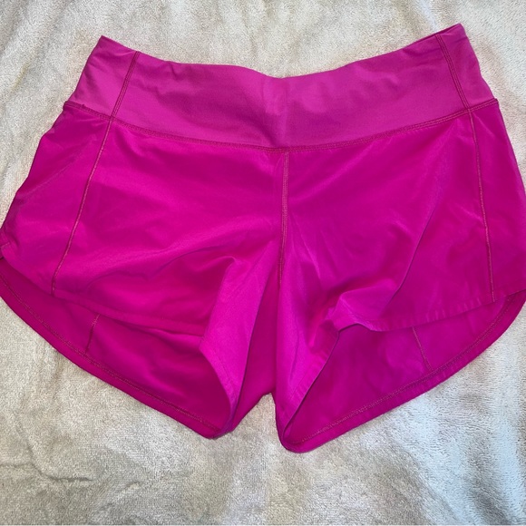 Lululemon speed up POW PINK size 8 mid rise 4 inch length - Picture 3 of 5